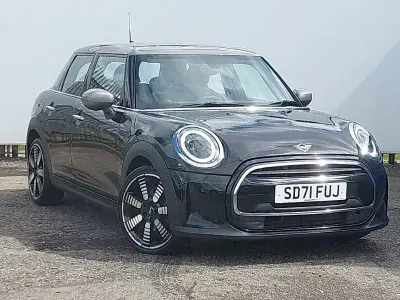 Used Mini Cooper Exclusive 136 HP (100 kW) 2022 Black Hatchback
