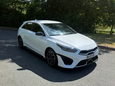 Used Kia Ceed GT-Line 138 HP (101 kW) 2025 White Hatchback