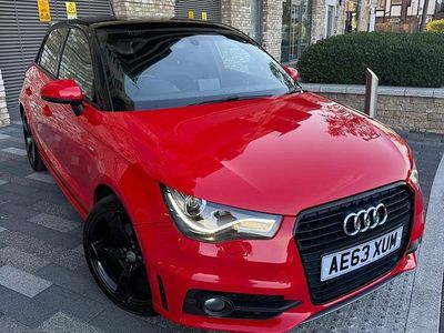 Begagnad Audi A1 Black Edition 2013 Röd Halvkombi
