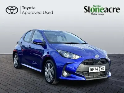 Used Toyota Yaris Hybrid 113 HP (83 kW) 2025 Blue Hatchback