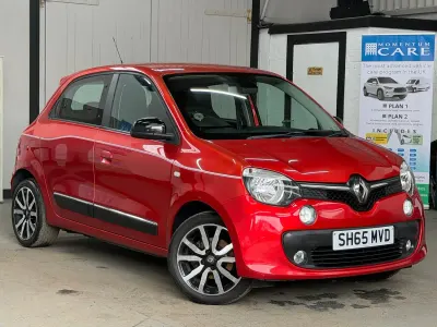 Used Renault Twingo Dynamique 70 HP (51 kW) 2015 Red Hatchback