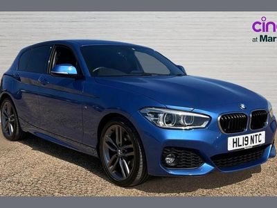 Begagnad BMW 120 M Sport 184 HK (135 kW) 2019 Blå Halvkombi