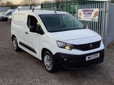 Used Peugeot Partner 2022 White MPV