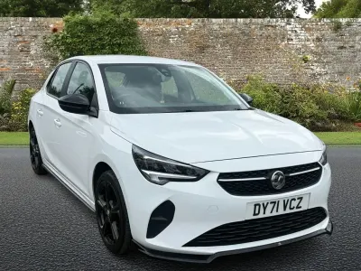 Used Vauxhall Corsa 75 HP (55 kW) 2021 White Hatchback