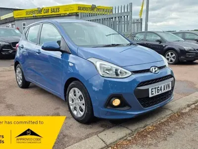 Käytetty Hyundai i10 SE 67 HP (49 kW) 2015 Sininen Viistoperä
