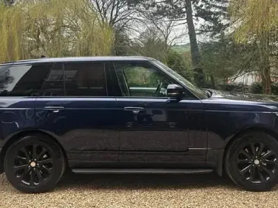 Used Land Rover Range Rover Vogue SE 306 HP (225 kW) 2015 Blue SUV