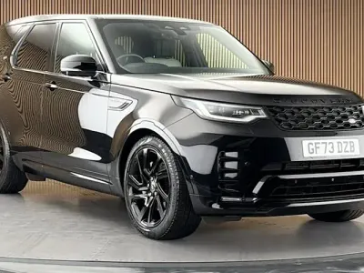 Used Land Rover Discovery HSE Dynamic 300 HP (220 kW) 2023 Black SUV