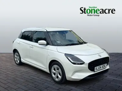 Used Suzuki Swift 82 HP (60 kW) 2024 White Hatchback