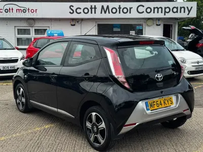 Used Toyota Aygo X-clusiv 68 HP (50 kW) 2014 Black Hatchback