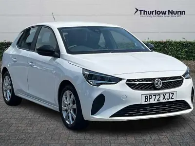 Used Vauxhall Corsa Design Edition 75 HP (55 kW) 2023 White Hatchback