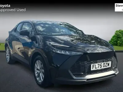 Used Toyota C-HR 140 HP (102 kW) 2025 Black SUV