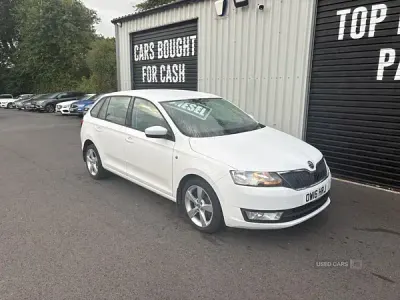 Used Skoda Rapid SE 103 HP (75 kW) 2016 White Hatchback