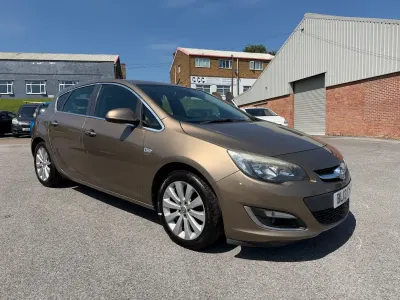 Used Vauxhall Astra Elite 2013 Bronze Hatchback