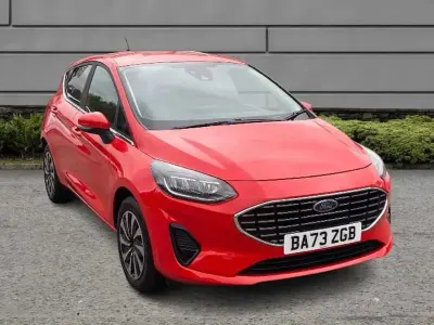 Used Ford Fiesta Titanium 99 HP (72 kW) 2023 Red Hatchback