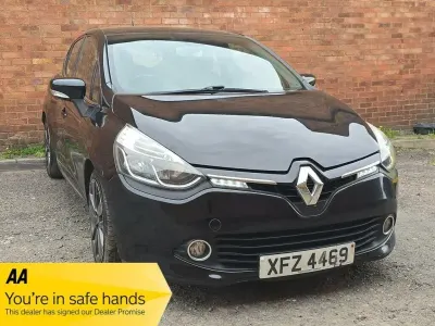Używany Renault Clio IV Dynamique 90 KM (66 kW) 2015 Czarny Hatchback