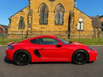 Used Porsche Cayman 2019 Red Coupe