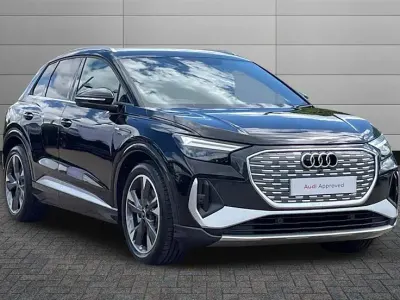 New Audi Q4 e-tron S-Line 150 kW (204 HP) 2026 Mythos black SUV