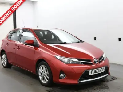 Used Toyota Auris Multidrive S 2013
