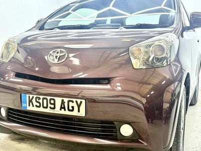 Toyota iQ