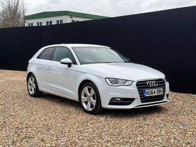 Used Audi A3 Sport 125 HP (91 kW) 2014 White Hatchback