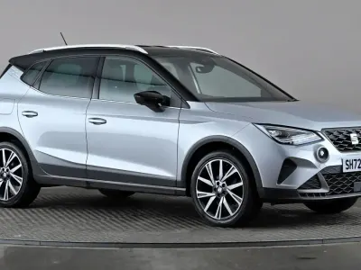 Begagnad Seat Arona FR 110 HK (80 kW) 2023 Silver SUV