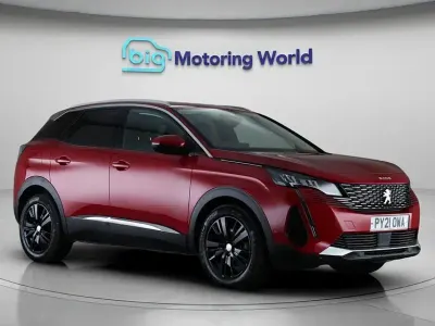Used Peugeot 3008 Allure Premium 130 HP (95 kW) 2021 Red SUV