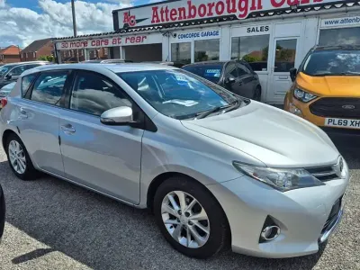 Used Toyota Auris