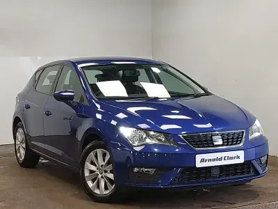 Usado Seat Leon SE 130 CV (95 kW) 2019 Azul Utilitario