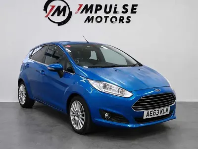 Used Ford Fiesta Titanium 125 HP (91 kW) 2013 Blue Hatchback