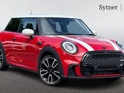 Used Mini Cooper Hatch 134 HP (98 kW) 2023 Red Hatchback
