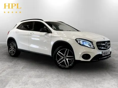 Used Mercedes GLA180 Urban 122 HP (89 kW) 2018 White SUV