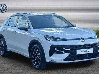 Used VW T-Roc Life 150 HP (110 kW) 2026 Pure white SUV