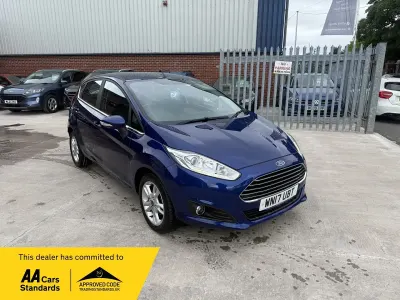 Used Ford Fiesta Zetec 75 HP (55 kW) 2017 Blue Hatchback