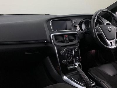 Used Volvo V40 R-Design 120 HP (88 kW) 2018 Grey Hatchback