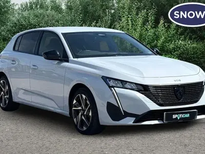 Used Peugeot 308 Allure 136 HP (100 kW) 2025 White Hatchback