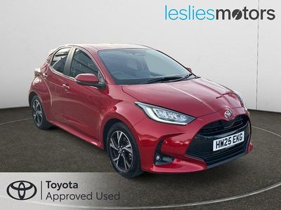 Second-hand Toyota Yaris Hybrid Design 2025 Roșu Hatchback