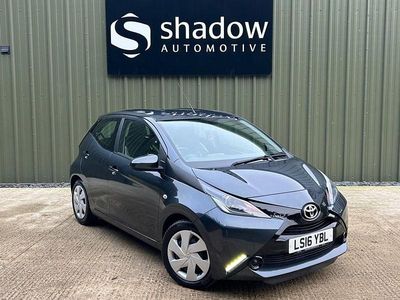 Used Toyota Aygo X-play 68 HP (50 kW) 2016 Grey Hatchback