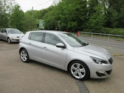 Used Peugeot 308 Allure 115 HP (84 kW) 2015 Silver Hatchback
