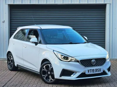 Used MG MG3 Exclusive 106 HP (77 kW) 2019 White Hatchback
