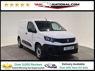 Used Peugeot Partner Premium 100 HP (73 kW) 2023 White MPV