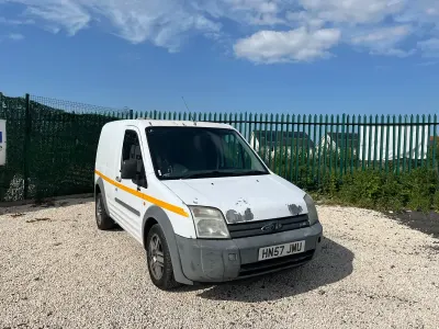 Used Ford Transit Connect 75 HP (55 kW) 2007 White MPV