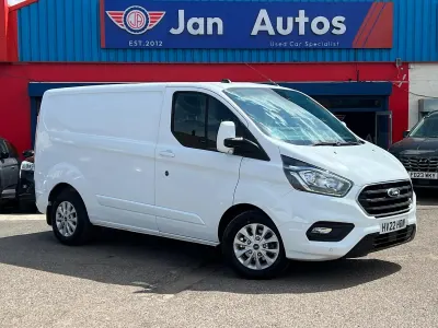 Used Ford Transit Custom Limited 120 HP (88 kW) 2022 White Van