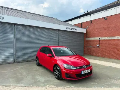 Used VW Golf VII GTD 150 HP (110 kW) 2014 Red Hatchback