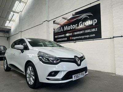 Used Renault Clio IV Dynamique 2017 White Hatchback