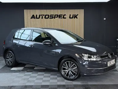Used VW Golf VII SE 115 HP (84 kW) 2017 Grey Hatchback