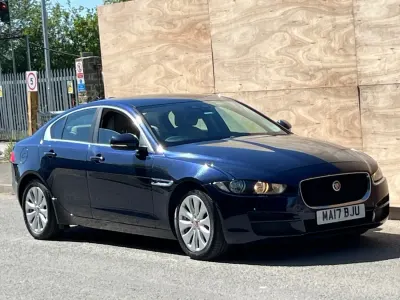 Gebraucht Jaguar XE Prestige 2017 Blau Limousine