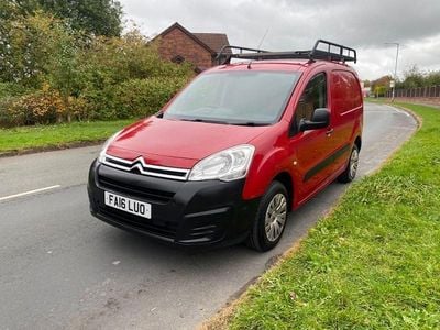 Red Used 2016 Citroën Berlingo MPV | £4,699 (Fair price)