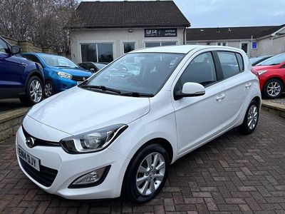 White Used 2014 Hyundai i20 Active Hatchback | £7,495 (Fair price)