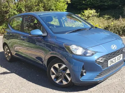 Used Hyundai i10 Advanced 63 HP (46 kW) 2025 Blue Hatchback