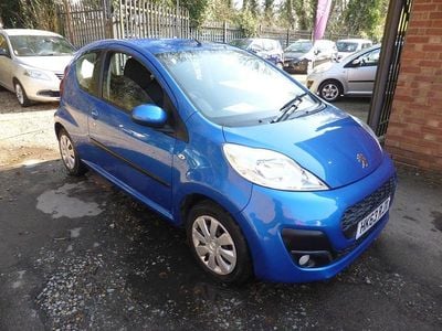 Begagnad Peugeot 107 Active 68 HK (50 kW) 2014 Blå Halvkombi